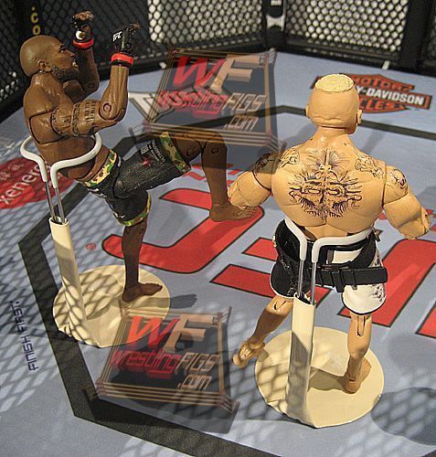 https://wrestlingfigs.com/images/jakks10.jpg