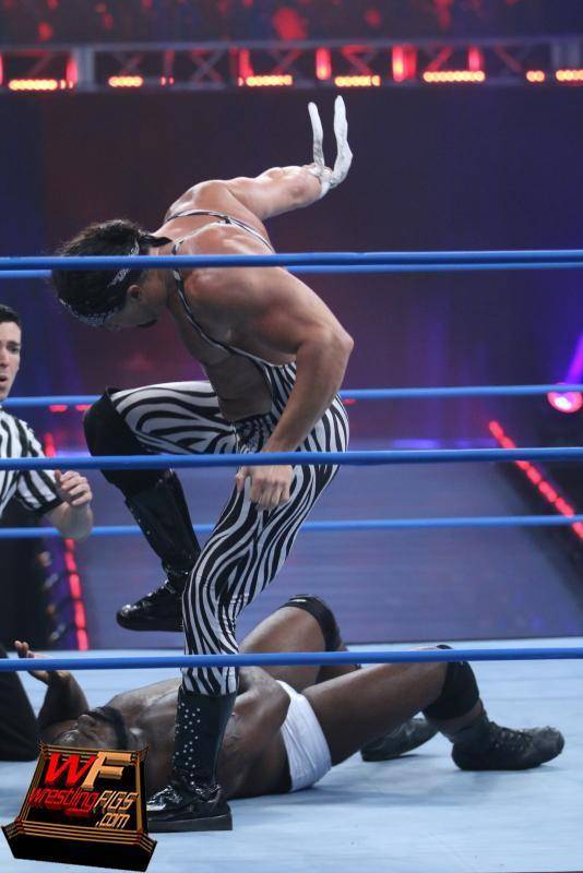Impact Wrestling 10-4