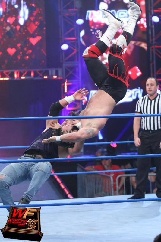 Impact Wrestling 10-4