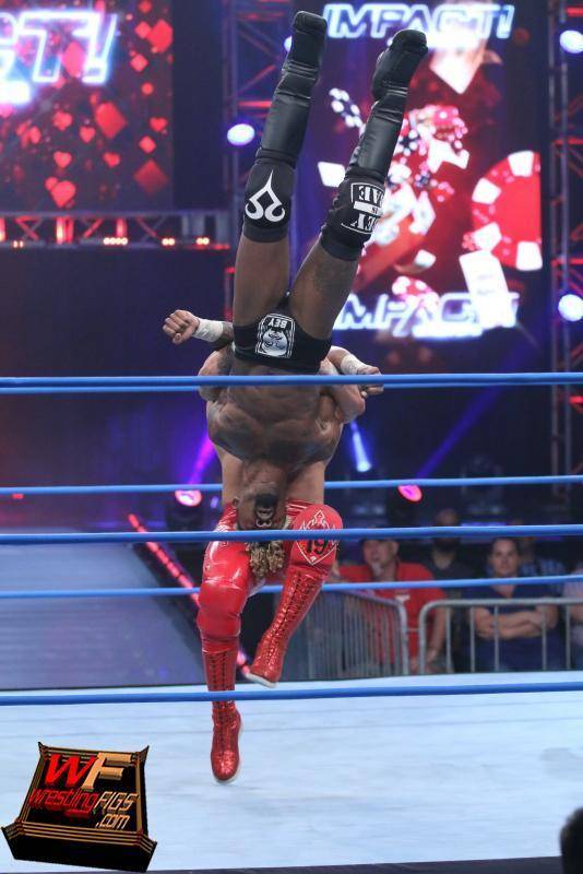 Impact Wrestling 10-4